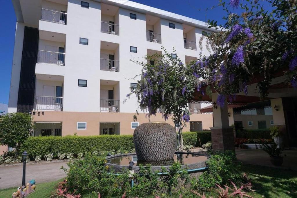 Sirimathani Hotel Loei Bagian luar foto