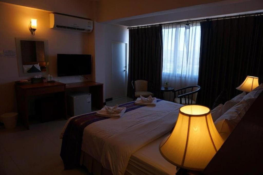 Sirimathani Hotel Loei Bagian luar foto